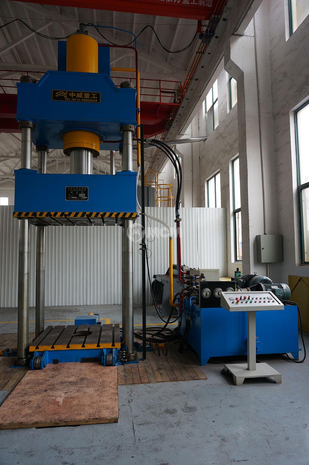 500T油壓機(jī)